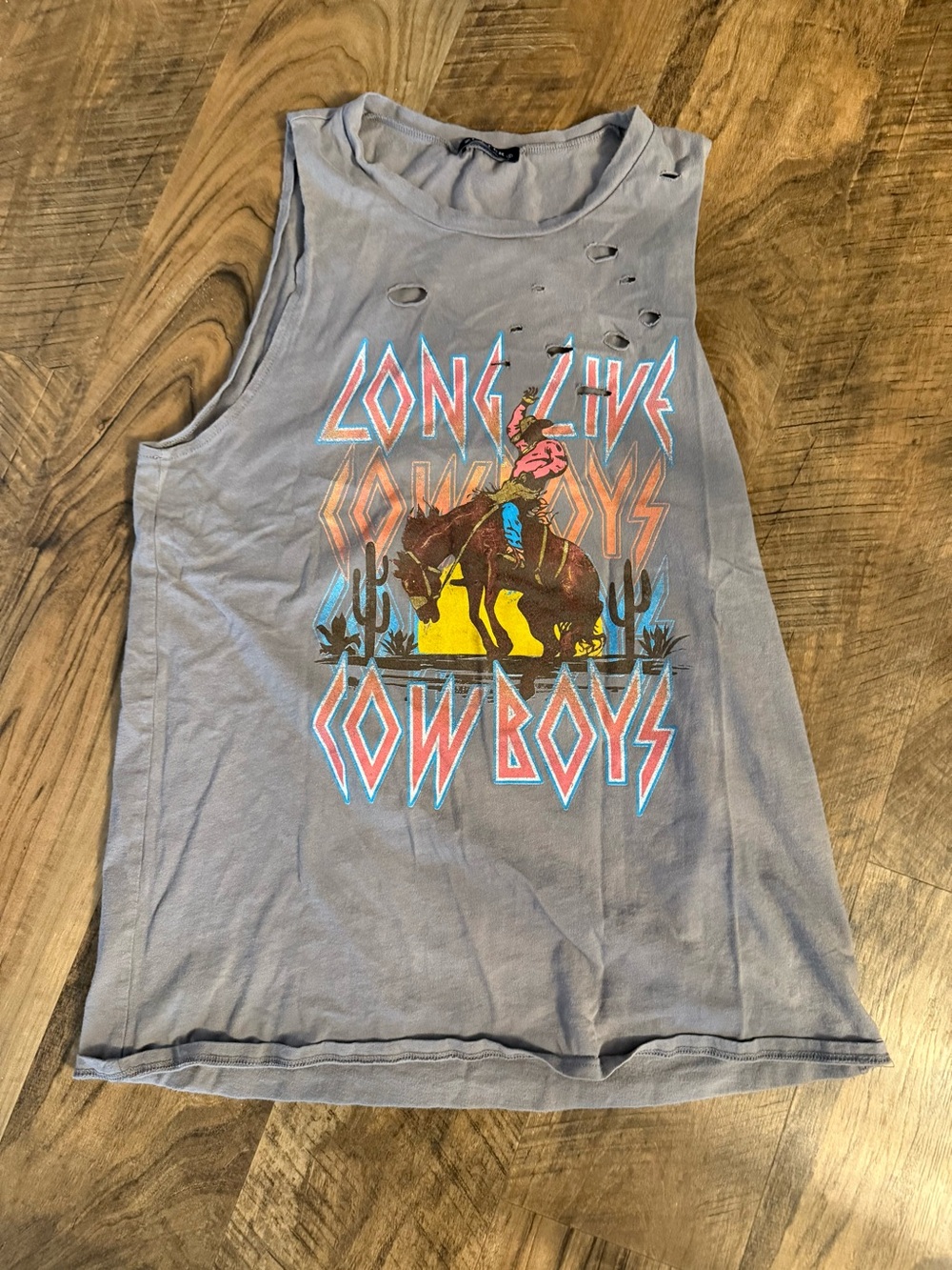 Women’s ' 'Long Live Cowboys' Graphic Muscle Tee - Gray
